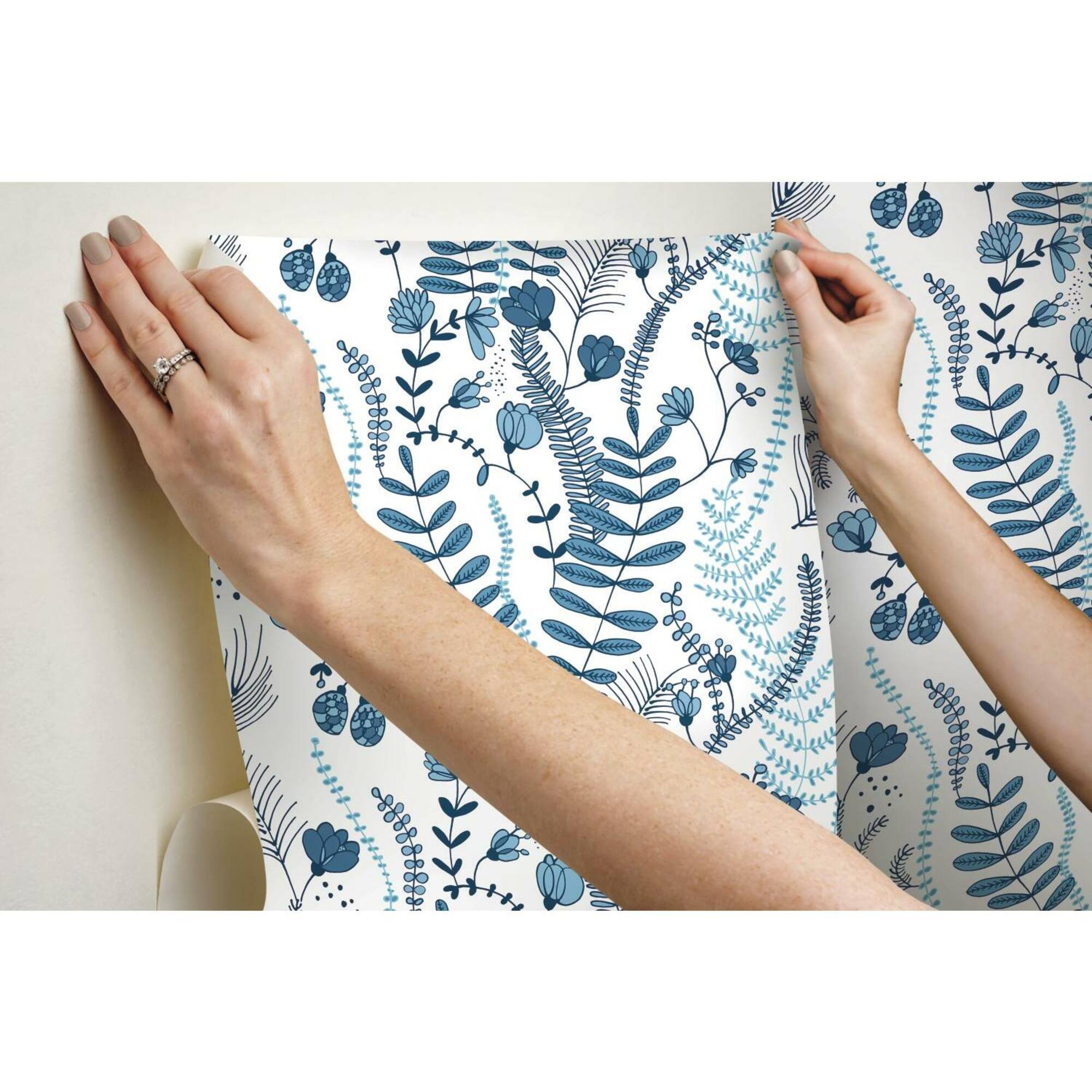 RoomMates Verso Peel & Stick Wallpaper